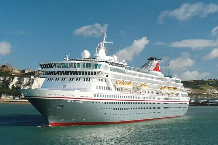 Stress-Free Dover to London Transfer: Private Ride in Style!