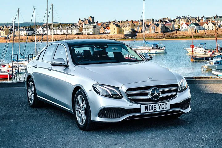 Luxury St Andrews to Glasgow Transfer: Travel in Style & Comfort
