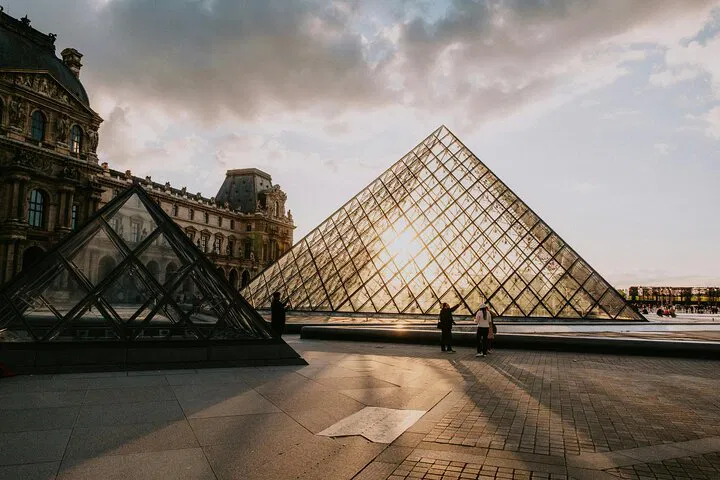 Unlock Art: Louvre Museum Direct Entry Ticket for Timeless Masterpieces