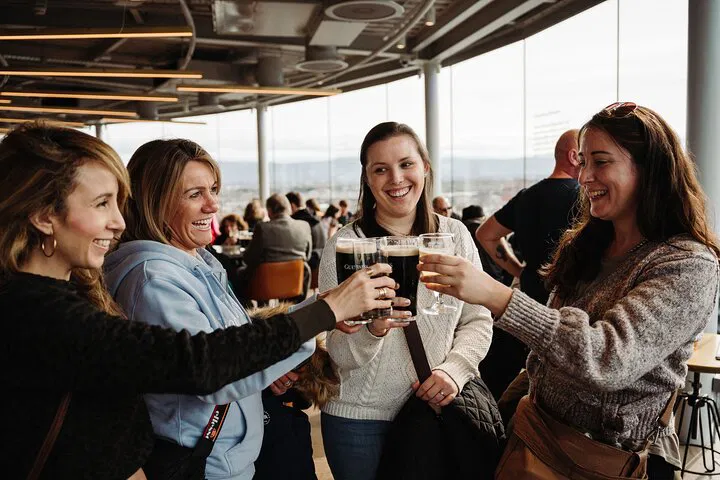Dublin Drinks Tour: Jameson & Guinness with Tastings!