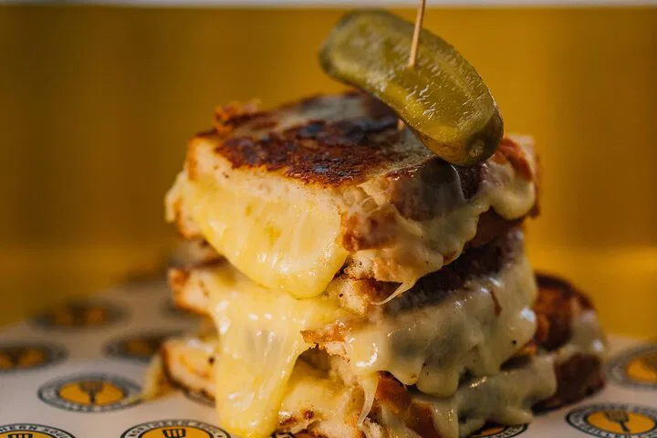 Manchester Cheese Crawl: A Gouda Food Tour!