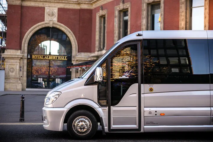 Stress-Free Group Arrival: Private Heathrow to London Minibus Transfer