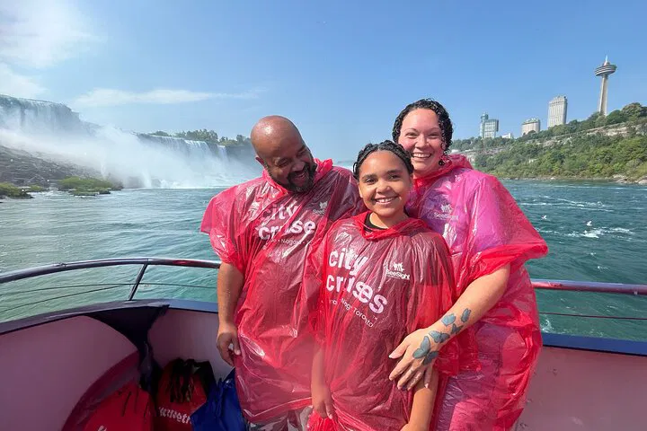Niagara Falls Walking Tour: Voyage to the Falls!