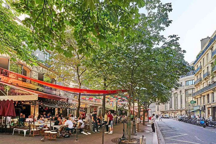 Uncover Paris's Hidden Gems: A Guided Walking Tour of Le Marais District