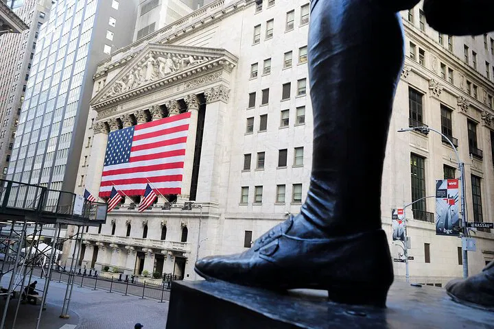 Uncover Wall Street's Secrets: A Financial History Walking Tour