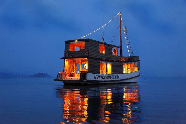 Phuket's Premier Sun & Sunset Dinner Cruise: A Luxurious Voyage