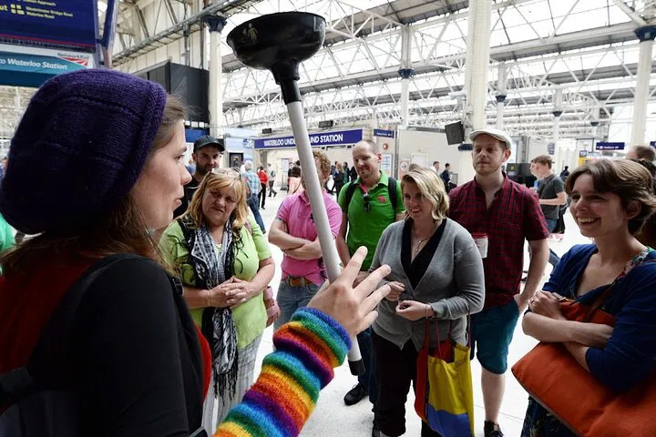 London Loo Tour: Hilarious History of Toilets!