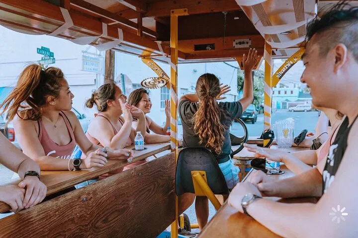 Honolulu's Best Beer Bike Tour: Pedal & Party!