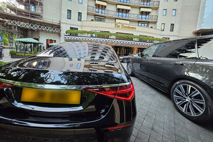 Elevate Your Journey: Luxury Airport Transfers in London