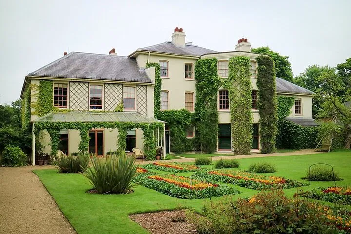 Uncover Darwin's Genius: A Private Down House Journey from London