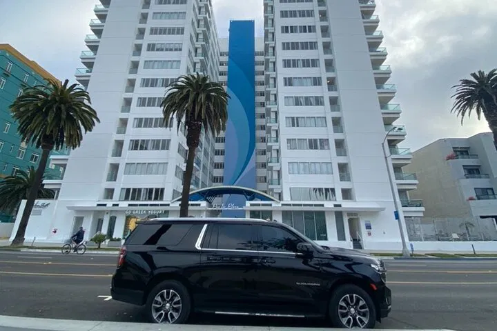 LA to Vegas Private Transfer: Luxury & Ease