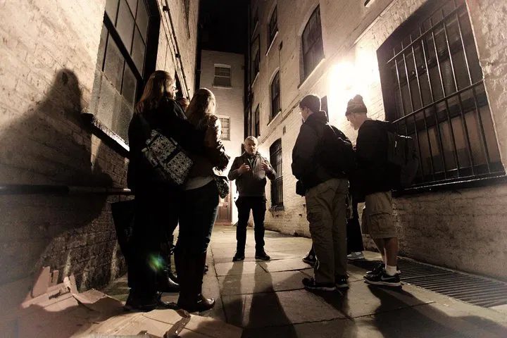 London Serial Killers Walk: Blood, Tears & History