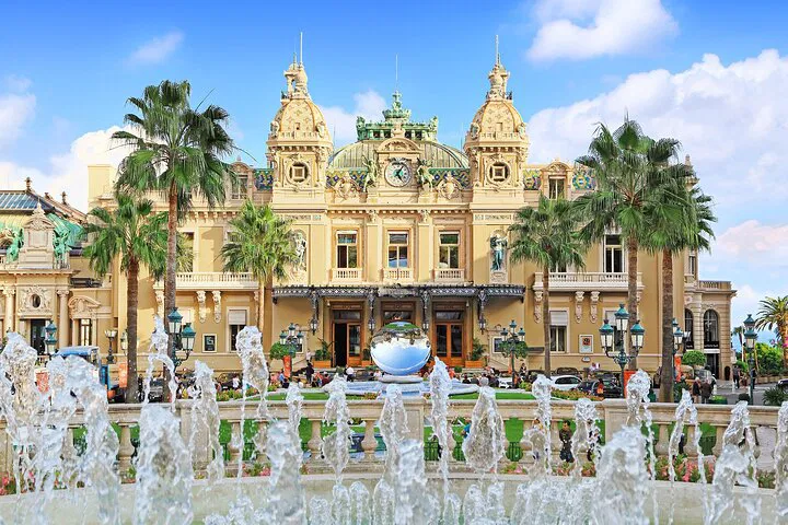 Monaco's Glamorous Night: A Private Riviera Escape