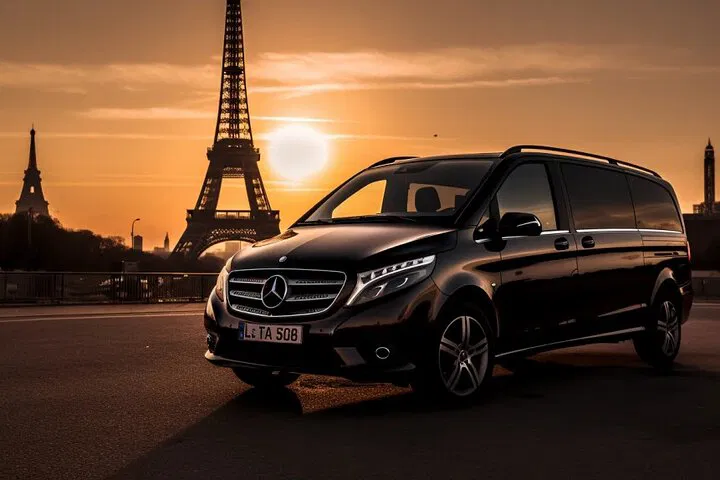 Paris Private Airport Transfer: Stress-Free Arrival in Style