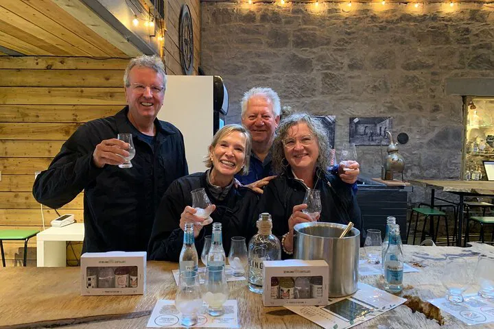 Stirling's Secrets: Gin, History, and a Wee Walk