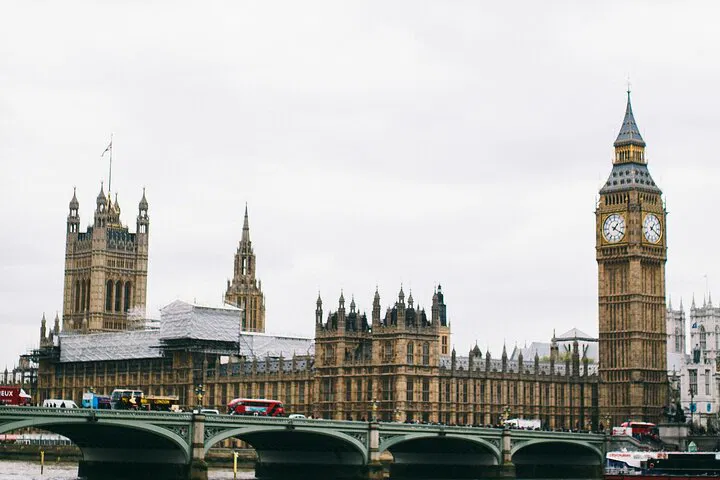 London's Top Sights: Half-Day Tour with Blue Badge Guide