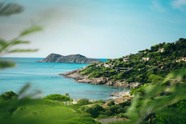 Unveiling Toulon & Saint-Tropez: A Tailored Luxury Escape