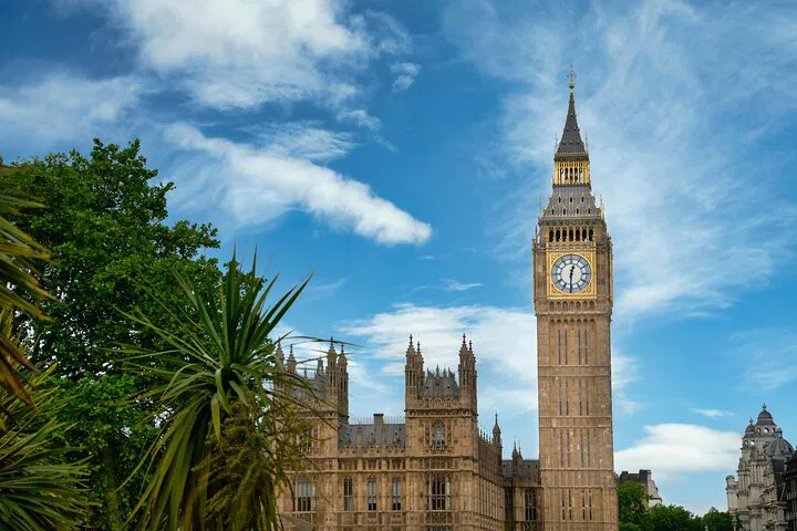 London's Top Sights: Guided Walking Tour (30+ Landmarks)