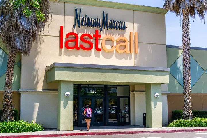 Luxury Shopping Spree: LA to Orange Outlets Private Tour