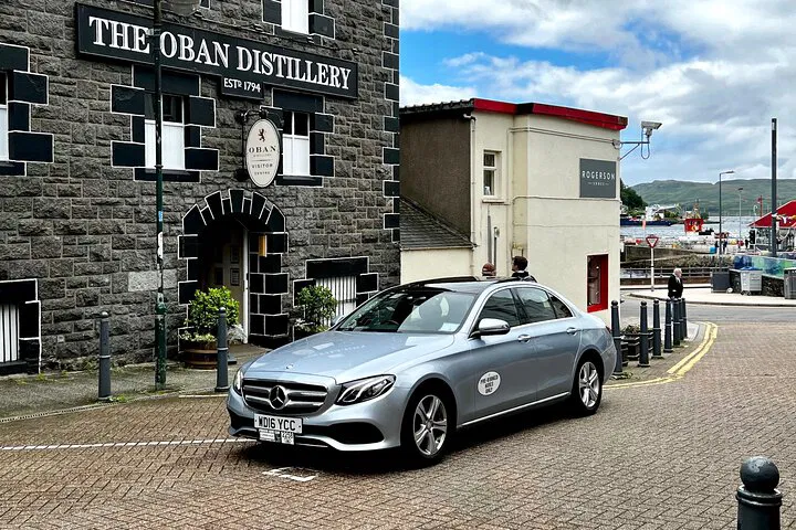 Luxury Door-to-Door: Edinburgh to Oban Executive Transfer