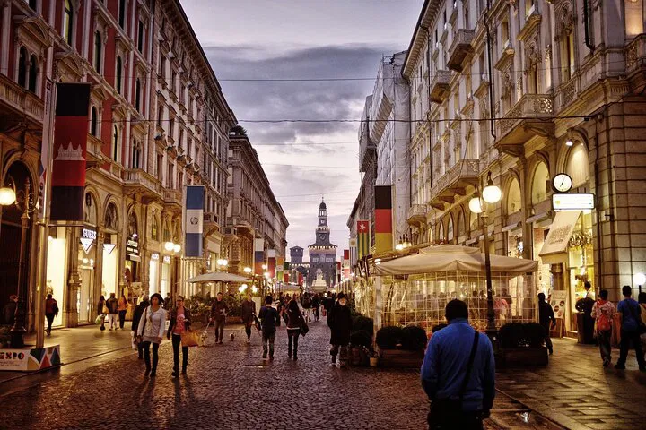 Monaco to Milan Private Transfer: Genoa Stopover - A Luxurious Coastal Escape