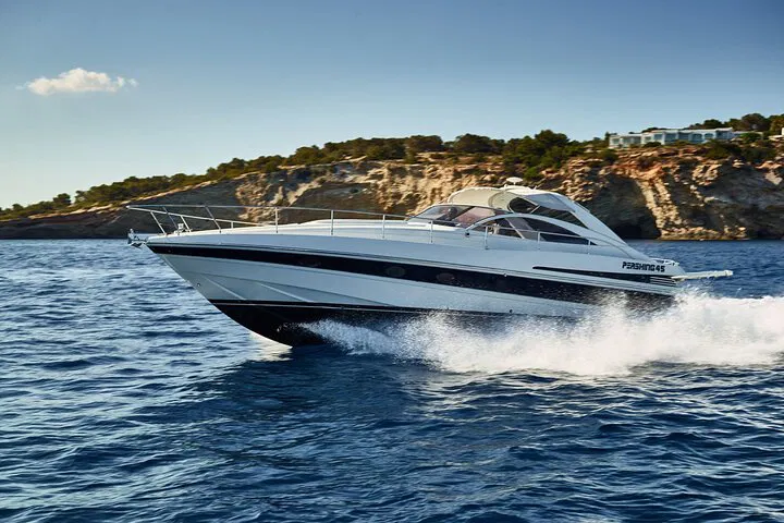 Saint Tropez Yacht: Private Luxury Day on the Sea!