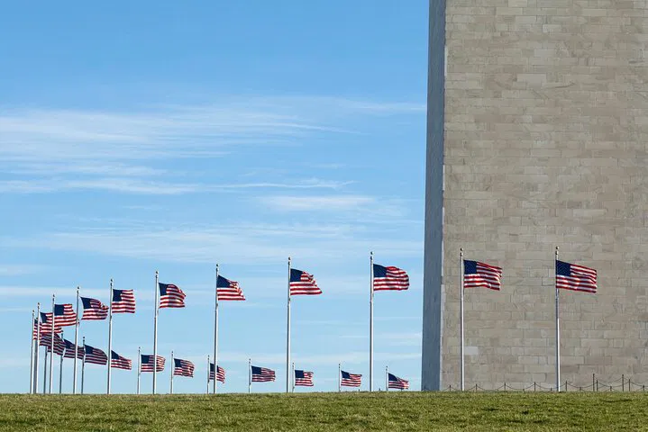 Discover DC's Monuments & Mount Vernon: A Full-Day Historical Journey