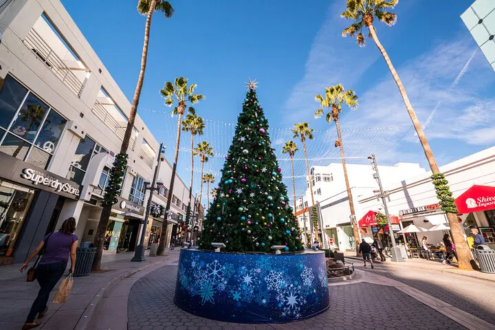 Santa Monica Donut Adventure: Holiday Food Tour