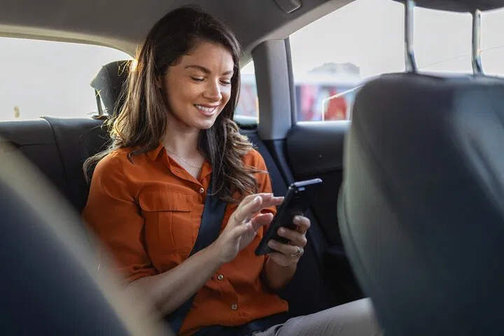 EWR Airport to Manhattan: Private, All-Inclusive Transfer