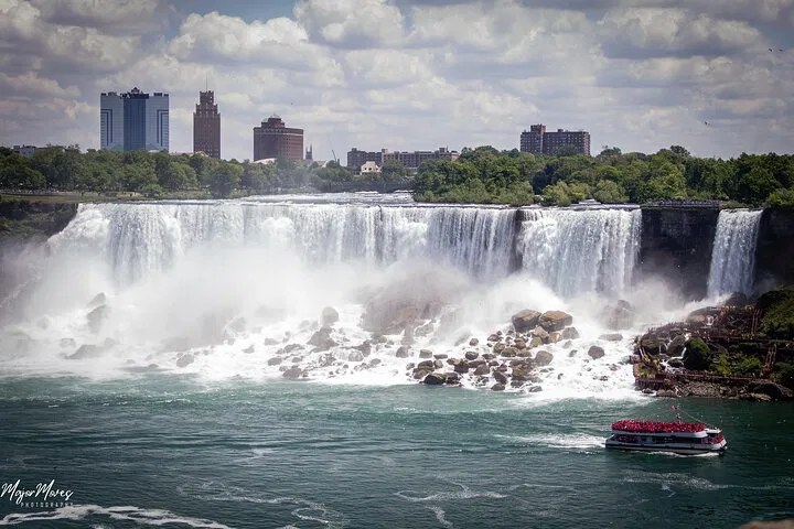 Niagara Falls by Air: A Whirlwind Day Trip from NYC!