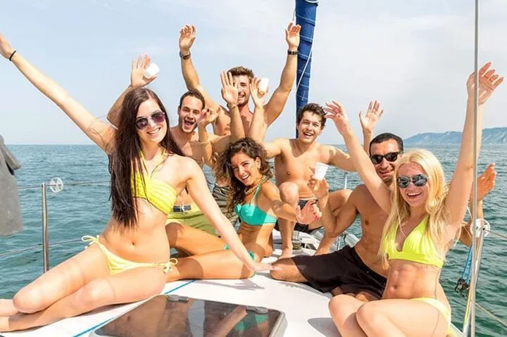 Lérins Islands: Cannes Sailing Trip with Rosé!