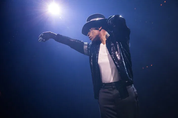 MJ The Musical: London Theatre Tickets on West End