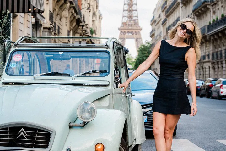 Grand Paris in a Classic 2CV: An Unforgettable 3-Hour Adventure