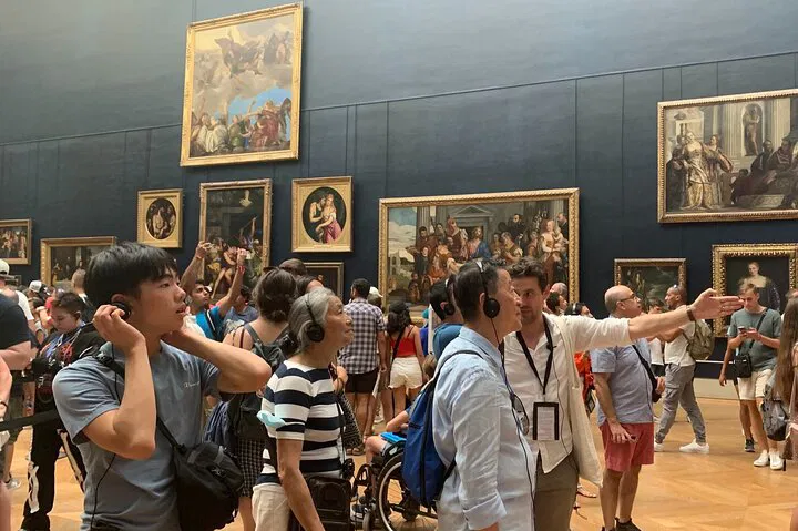 Louvre Museum Tour: Skip-the-Line & Mona Lisa
