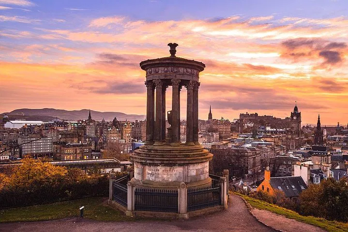 Edinburgh's Majesty: A Private Tour from Greenock's Shores