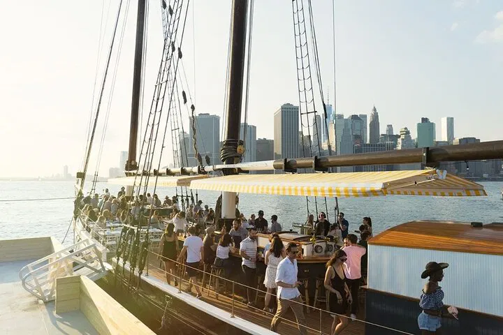 Sail into History: Liberty Cruise & Manhattan Walking Tour Adventure!