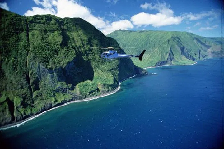 West Maui & Molokai Helicopter Tour: A Breathtaking Aerial Adventure