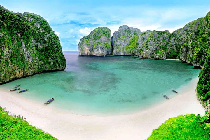 Discover Paradise: Phi Phi Islands Speedboat Adventure from Phuket