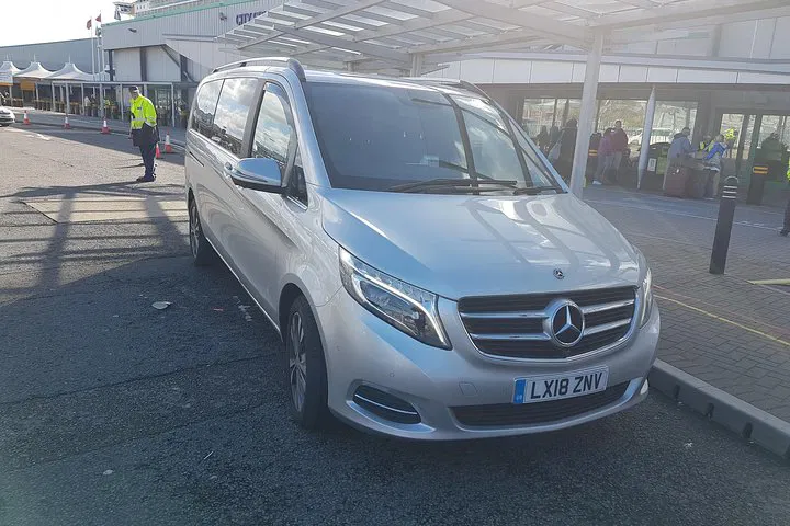 Royal Arrival: Southampton to London via Windsor Castle
