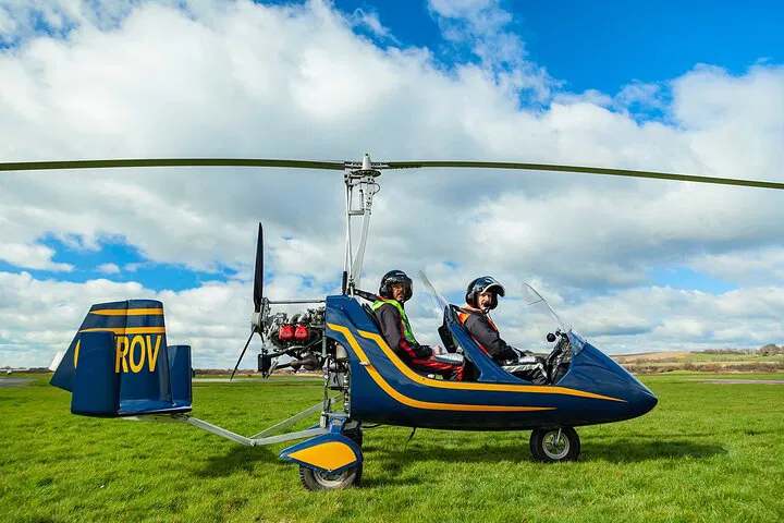 Brighton Gyrocopter Flight to Beachy Head - Coastal Views
