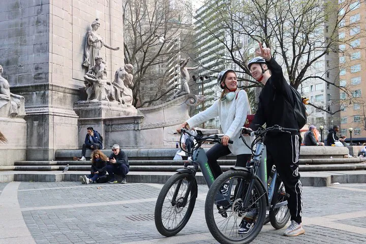 Effortless Central Park E-Bike Adventure: Explore NYC with Ease!