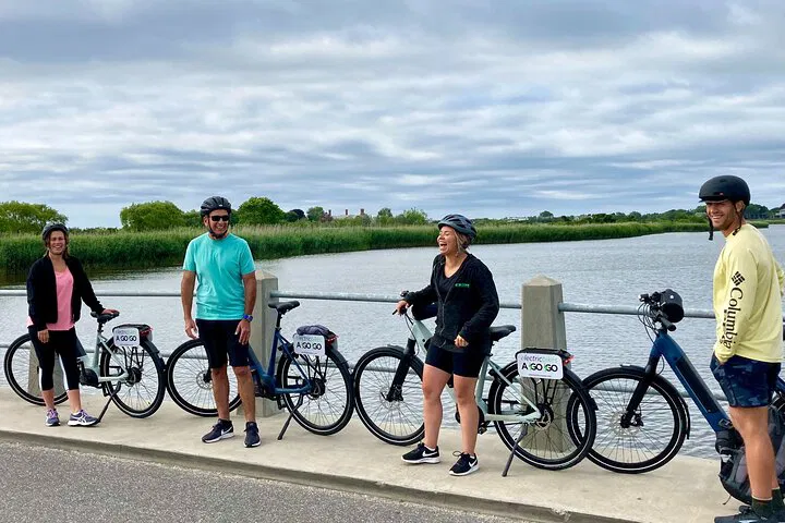 Sunset E-Bike Adventure: Explore Sagaponack's Hidden Gems