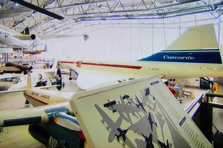 Luxury London Day Trip: Duxford & Ely by Private Chauffeur