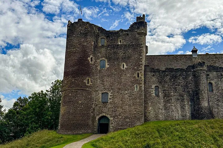 Outlander Adventure: Explore Scotland's Iconic Filming Locations