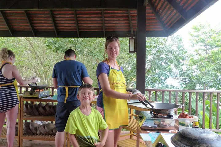 Lanta Thai Cooking Class: Island Flavors Await!