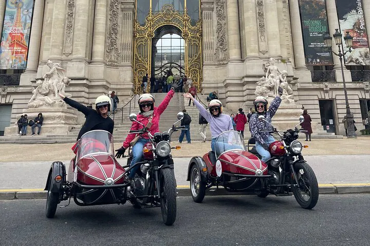 Parisian Secrets Unveiled: A Personalized Sidecar Adventure