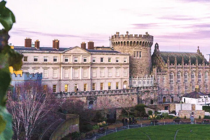 Discover Dublin's Splendor: A Luxurious Private Tour Experience