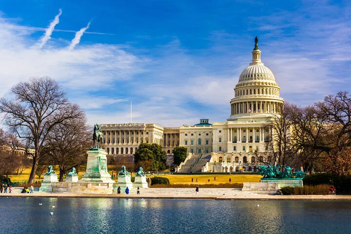 Step into History: US Capitol & Monuments Unforgettable Walking Tour