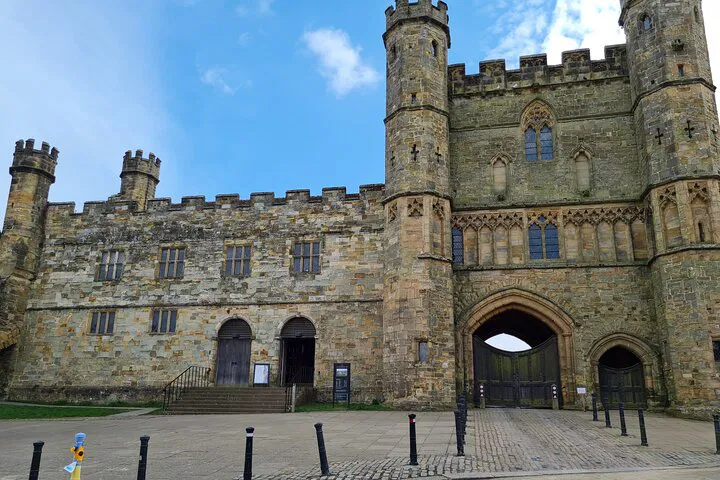 Relive History: Private Guided Tour of the 1066 Battle of Hastings
