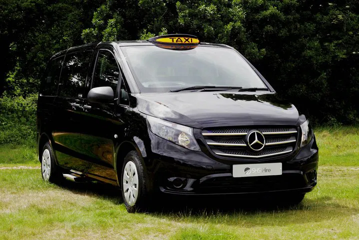Stress-Free Private Transfers: Edinburgh & Inverness Airports